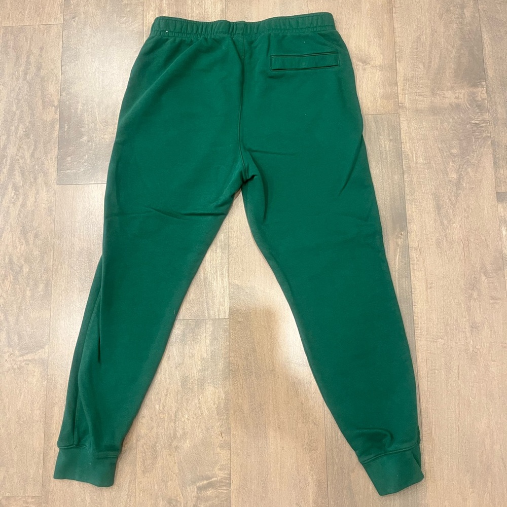 women’s nike joggers